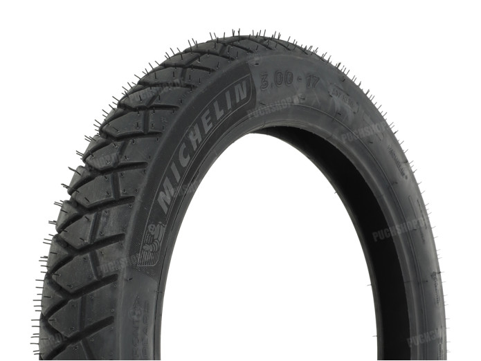 17 inch 3.00x17 Michelin Anakee Street tire