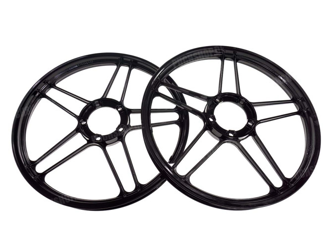 17 inch Grimeca stervelg 17x1.35 Puch Maxi glans zwart (set) main