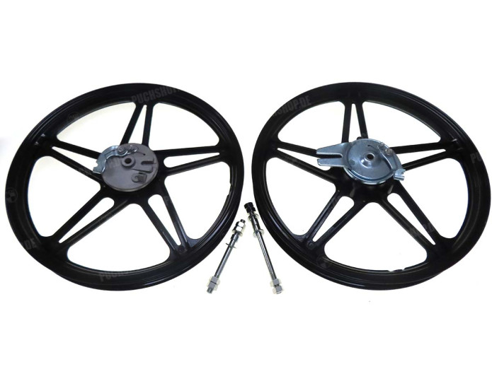 17 inch Bernardi Mozzi style 17x1.60 wheel set black