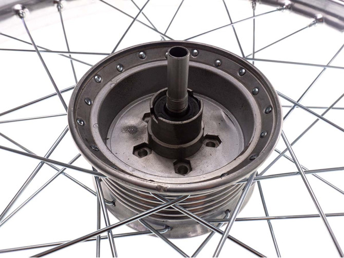 19 inch spoke wheel Puch MV / VS / MS rear wheel chrome A-quality product
