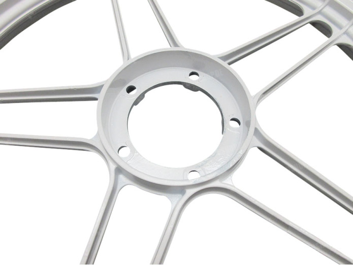 17 inch Grimeca stervelg 17x1.35 Puch Maxi / X30 / X50 primer wit 