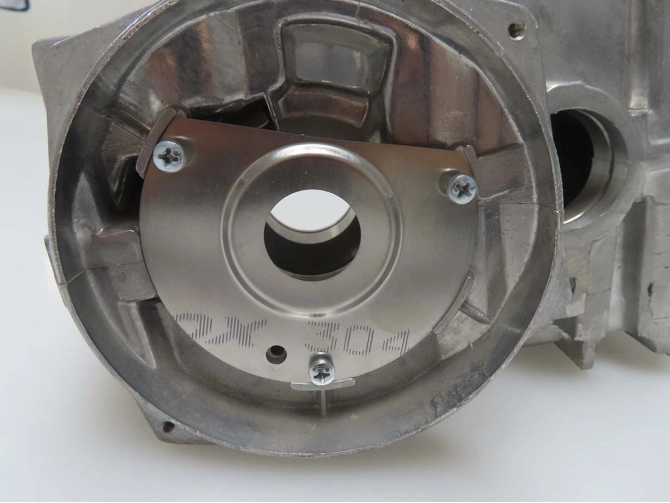 Puch E50 MBR retaining plate for oil seals ignition side
