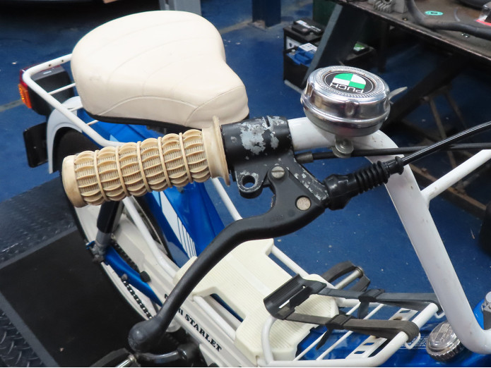 Rubber thule voor bougiekabel CDI kabelstelbout / remlichtschakelaar