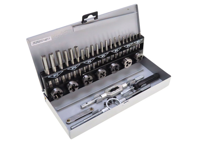 Threading tool set 32-pieces Mannesmann A-quality product