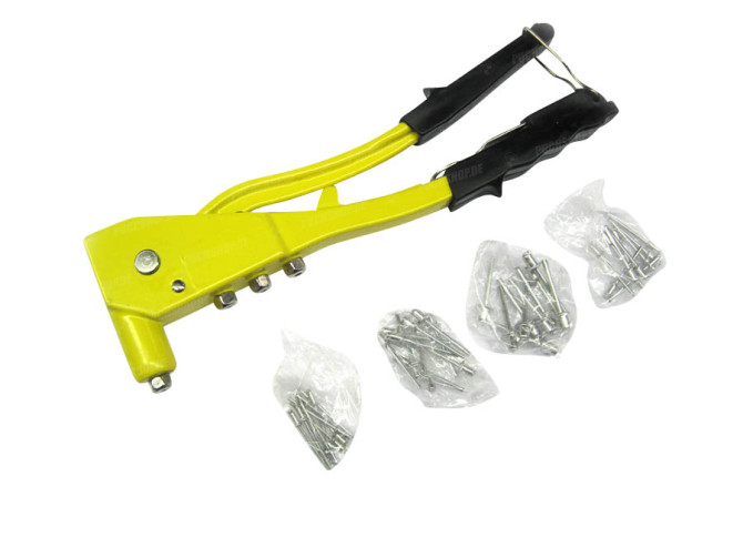 Pump nail pliers with rivets 1