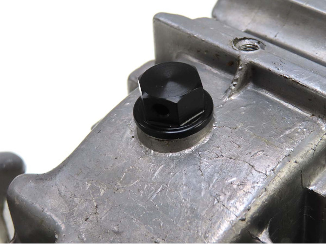 Oil drain plug M8x1.25 with magnet aluminium black Racing  product