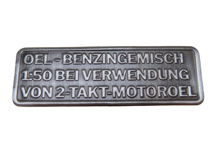 Benzingemisch Aufkleber Deutsch RealMetal Silberfarbe