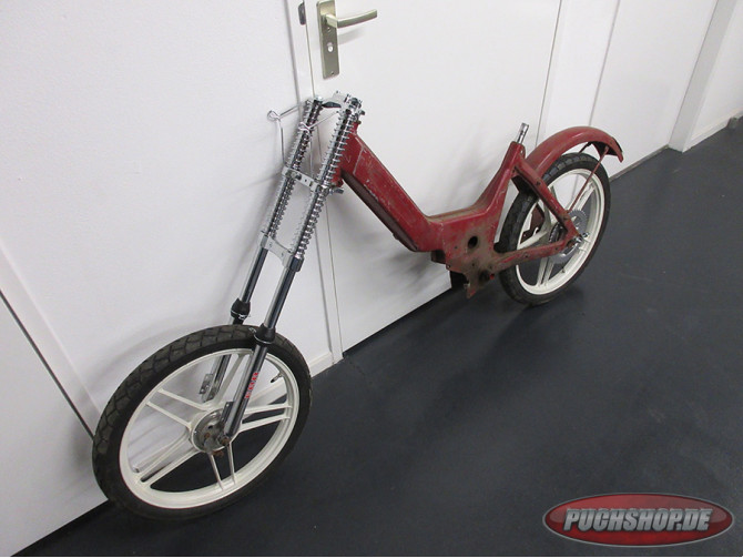 Voorvork Puch Maxi EBR lang 83cm chopper model zwart met veren product