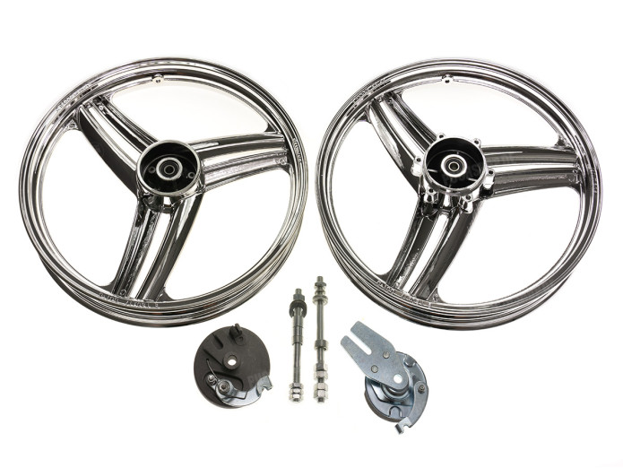 17 inch Grimeca 3 Blade propeller 17x1.60 wheel set chrome