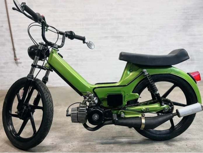 17 inch Fast Arrow Sport-1 stervelg 17x1.35 Puch Maxi / X30 / X50 glans zwart