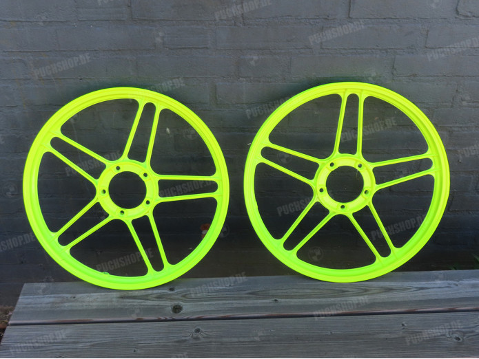 17 inch Grimeca stervelg 17x1.35 Puch Maxi neon geel set