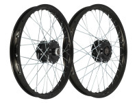 17 inch spaakwiel 17x1.20 Rigida aluminium set zwart met zwarte naven Puch Maxi S / N