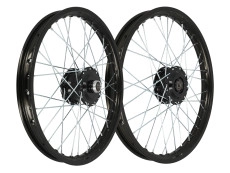 17 inch spoke wheel 17x1.40 Rigida Aluminum set black with black hubs Puch Maxi S / N 17 inch spoke wheel 17x1.40 Rigida Aluminum set black with black hubs Puch Maxi S / N