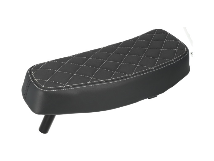 Buddyseat Puch Maxi S custom with white diamond stitching 