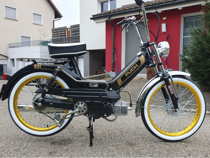 Sattel Puch Oldtimer Model X30 / Condor Schwarz / Weiß