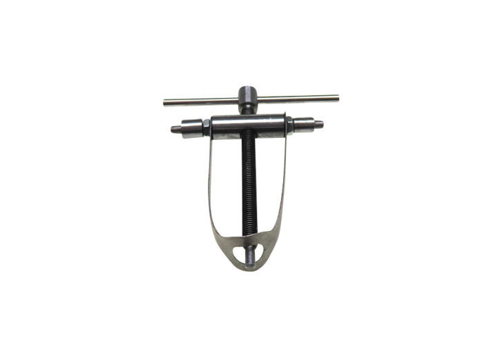 Piston wrist pin pusher tool