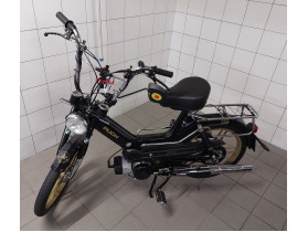 Dominique's Puch Maxi S