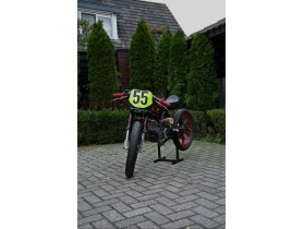 's Puch Maxi aangepast