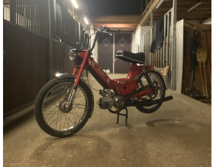 Red Puch Maxi S 