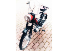 Viktor 's Puch Maxi S