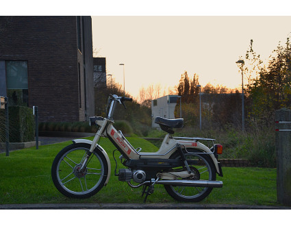 PUCH MAXI S ORI LACK