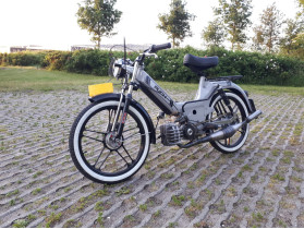 's Puch Maxi S